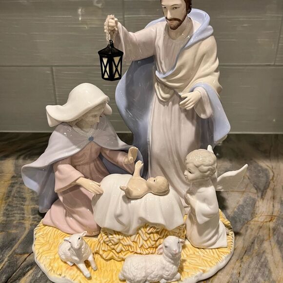 One piece ceramic nativity scene - Picture 2 of 6